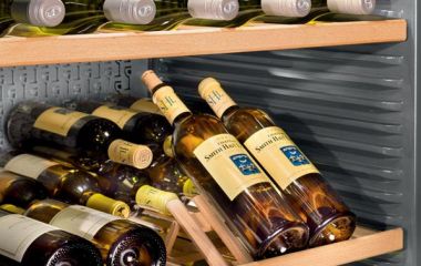 Ідеальні умови для зберігання колекційних вин у винних шафах Liebherr Ідеальні умови для зберігання колекційних вин у винних шафах Liebherr