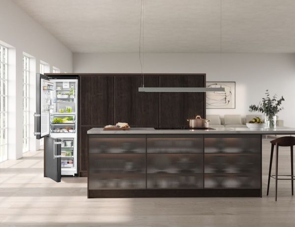 Холодильник Liebherr CBNbsd 576i