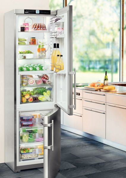 Холодильник Liebherr CBNPes 3756